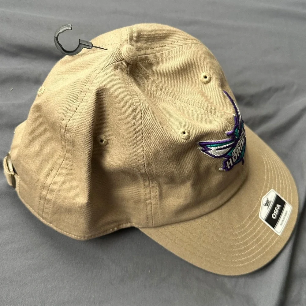 NBA Charlotte Hornets Fan Favorite Khaki Tan Adjustable Dad Hat OSFA NEW